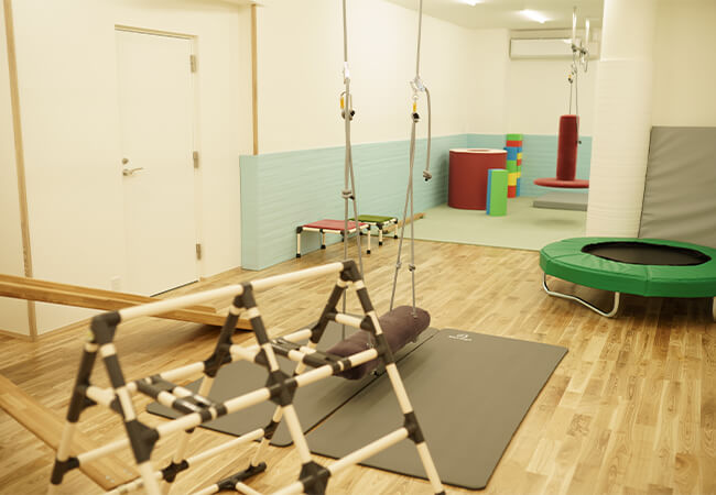 リハビリ室の感覚統合遊具